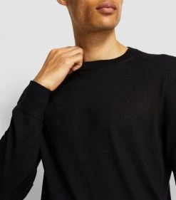 TOM FORD Cashmere-Silk Sweater 001 BLK SLD Jumpers 11 TOM FORD Cashmere-Silk Sweater 001 BLK SLD Jumpers -Tom Ford Store tom ford cashmere silk sweater 17531589 37194529 1000