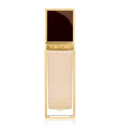 TOM FORD Shade And Illuminate Soft Radiance Foundation SPF 50 1.5 CREAM Foundations