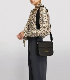 TOM FORD Small Leather Tara Shoulder Bag u9000 Shoulder Bags 10 TOM FORD Small Leather Tara Shoulder Bag u9000 Shoulder Bags -Tom Ford Store tom ford small leather tara shoulder bag 17287719 35319316 1000