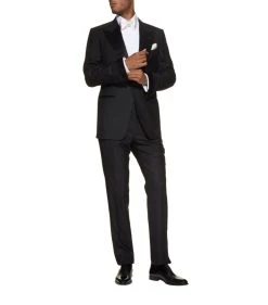 TOM FORD TF TUX SHELTON SATIN 001 BLK Tuxedos 7 TOM FORD TF TUX SHELTON SATIN 001 BLK Tuxedos -Tom Ford Store tom ford tf tux shelton satin 15131627 25818743 1000